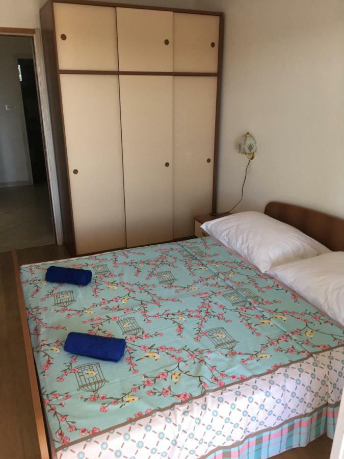 Apartmani Nina Шибеник Экстерьер фото