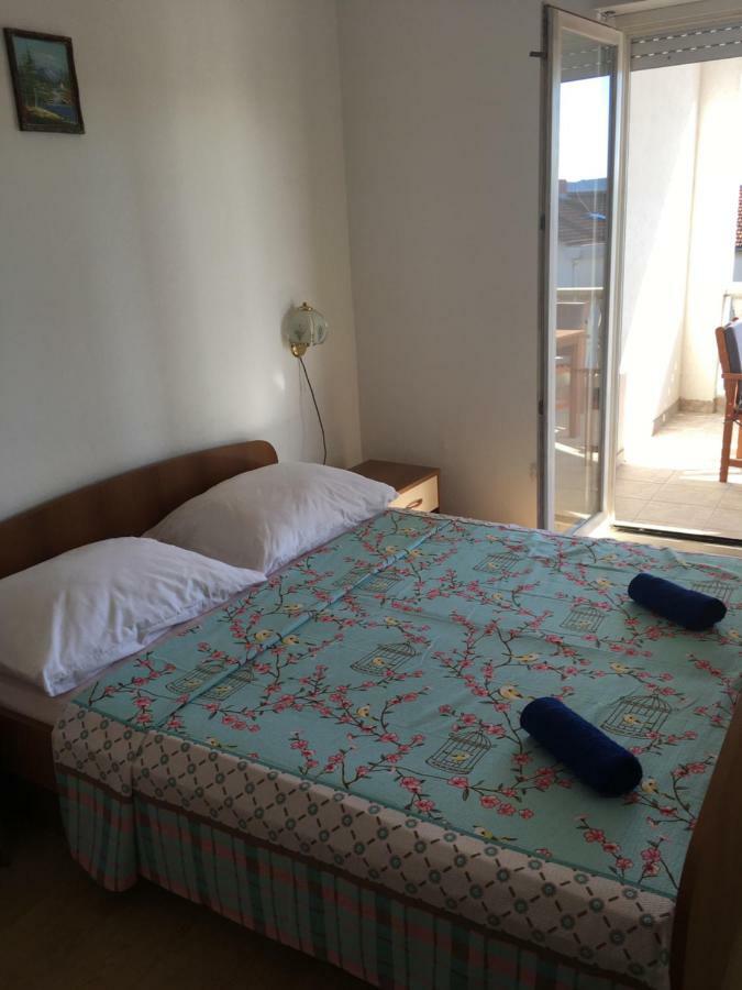 Apartmani Nina Шибеник Экстерьер фото